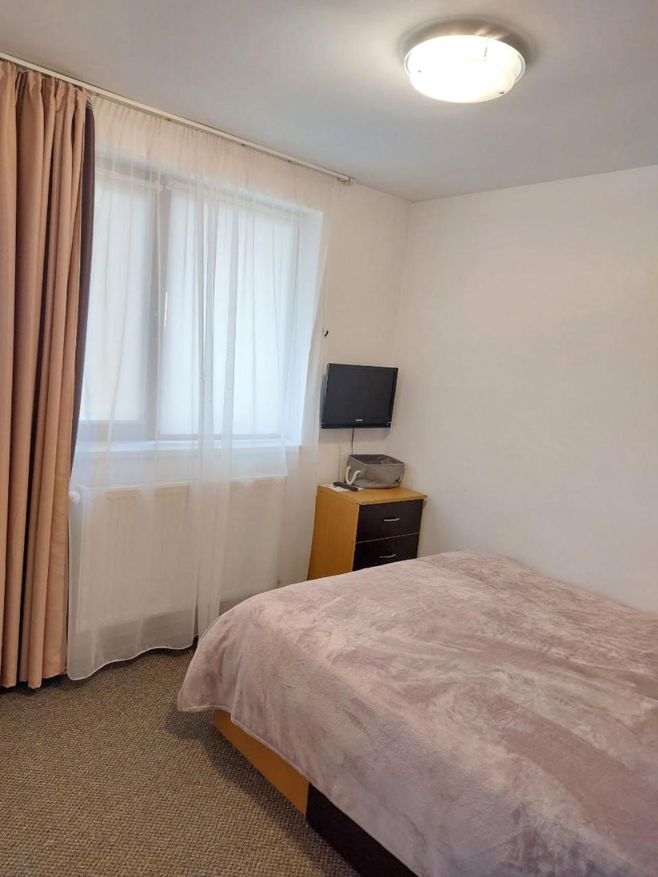 Vila Foc Alb Apartamente-בוסטאני מראה חיצוני תמונה